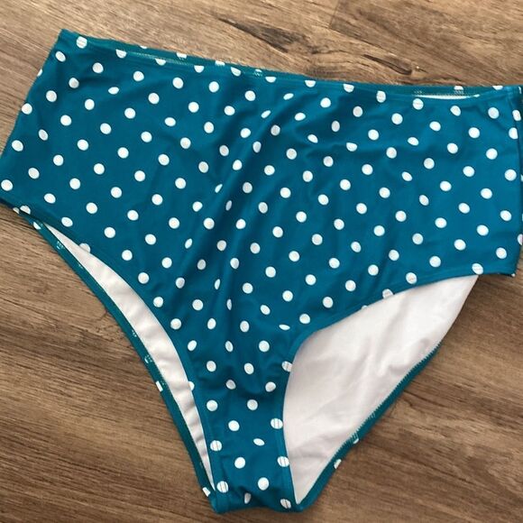 BloomChic Turquoise Polka Dot Bikini Bottom Sz 22-24 - Picture 1 of 4